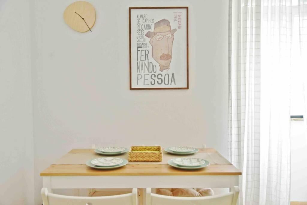 Two Bedroom Cozy Flat By River In Quiet Art Zone * Lissabon