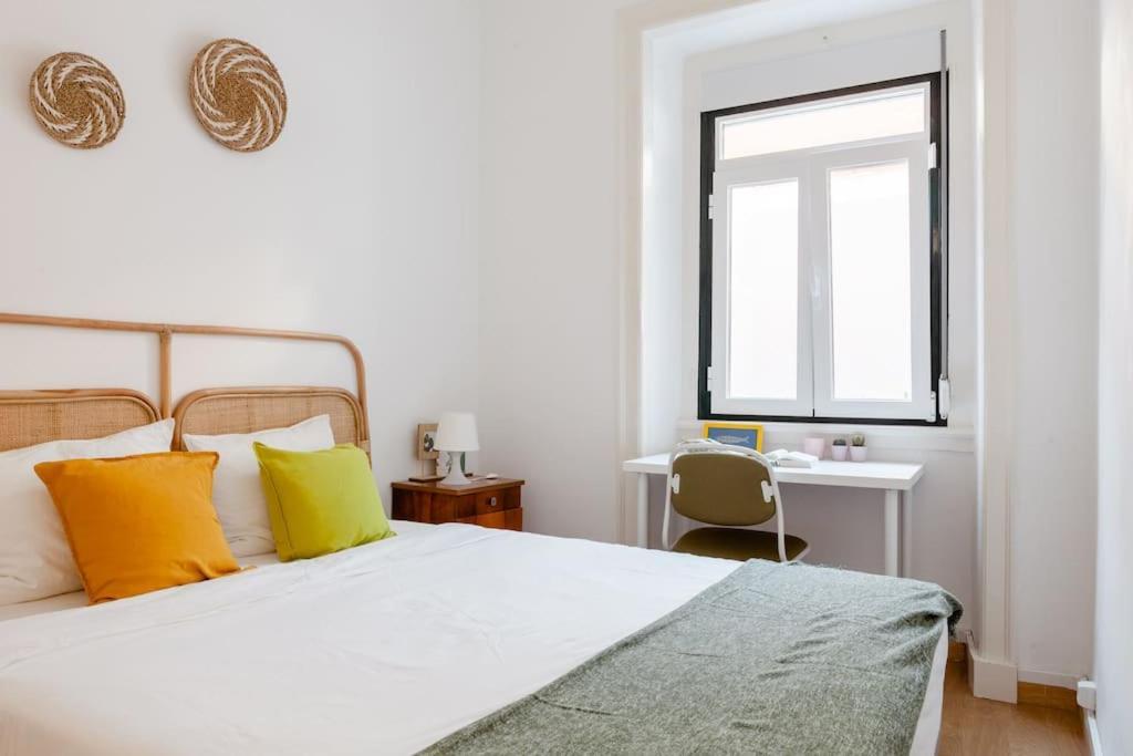 Two Bedroom Cozy Flat By River In Quiet Art Zone Appartement Lissabon