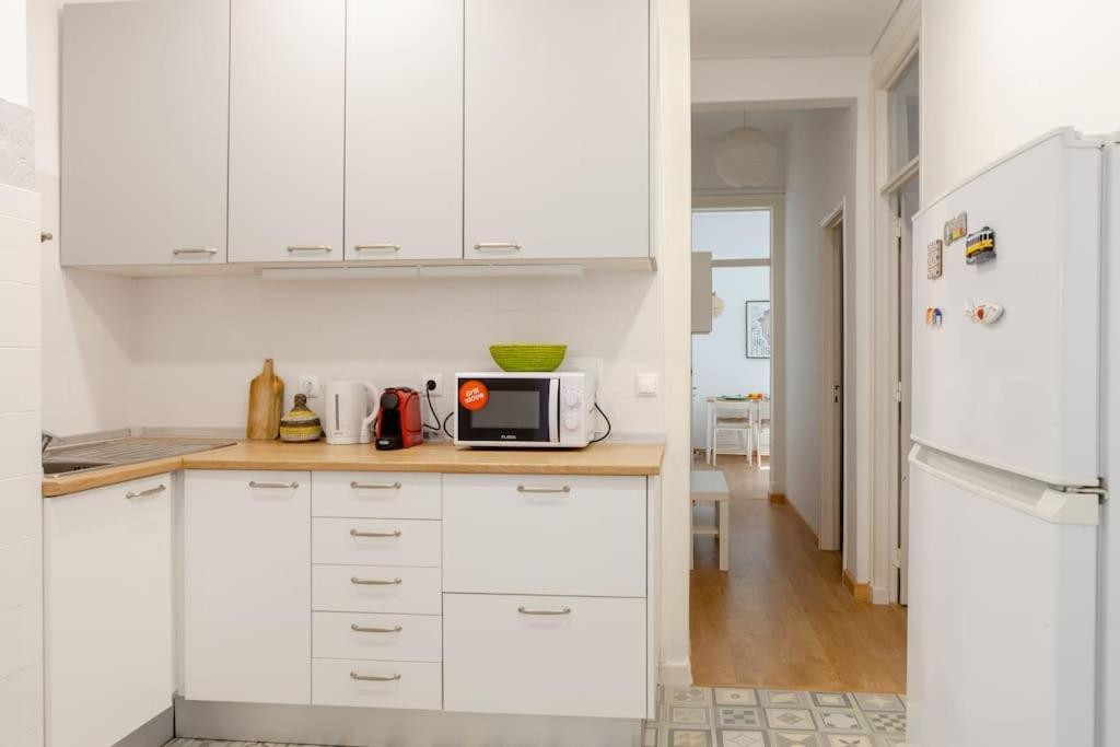 Two Bedroom Cozy Flat By River In Quiet Art Zone Appartement *
