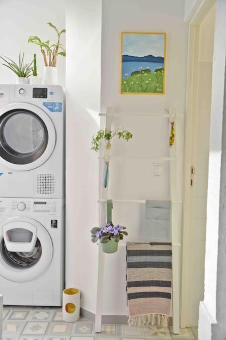 Appartement Two Bedroom Cozy Flat By River In Quiet Art Zone *